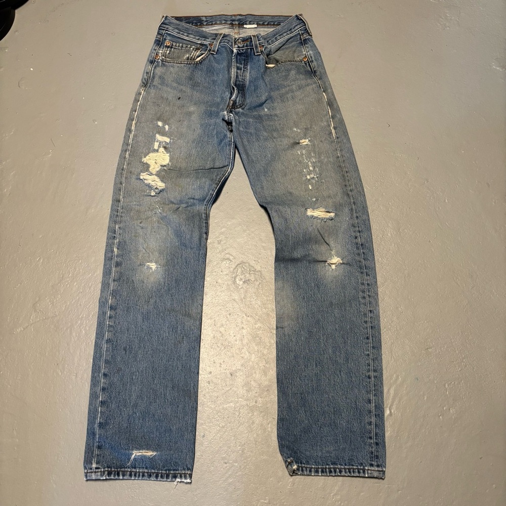 Levi blue jeans size 31x34